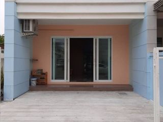 À vendre 3 chambres maison de ville à Mueang Nonthaburi, Nonthaburi