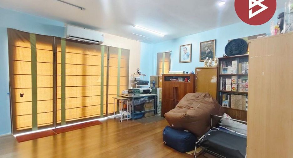 À vendre 3 chambres maison de ville à Mueang Nonthaburi, Nonthaburi