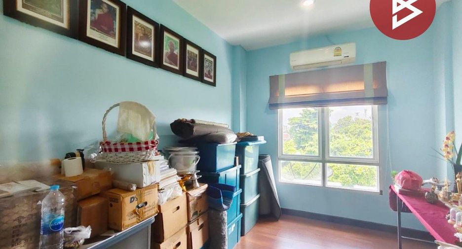 À vendre 3 chambres maison de ville à Mueang Nonthaburi, Nonthaburi