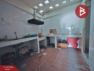 Продажа 2 спальни торговое помещение в Чом Тхонг, Бангкок