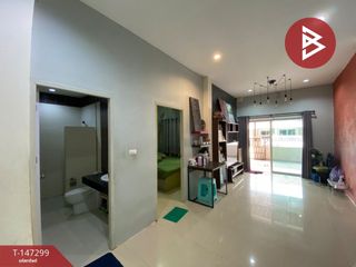 For sale 2 bedrooms townhouse in Si Racha, Chonburi
