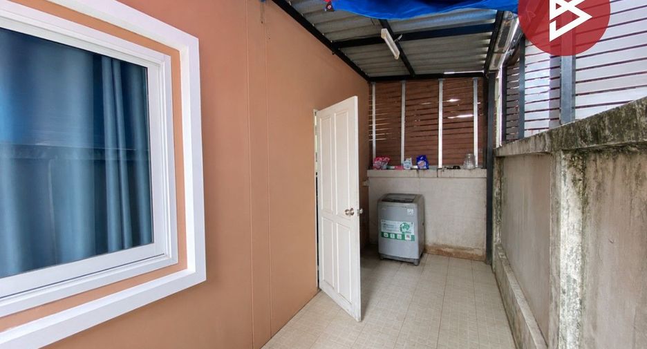 Reihenhaus zum Kauf mit 2 Zimmer in Si Racha, Chonburi