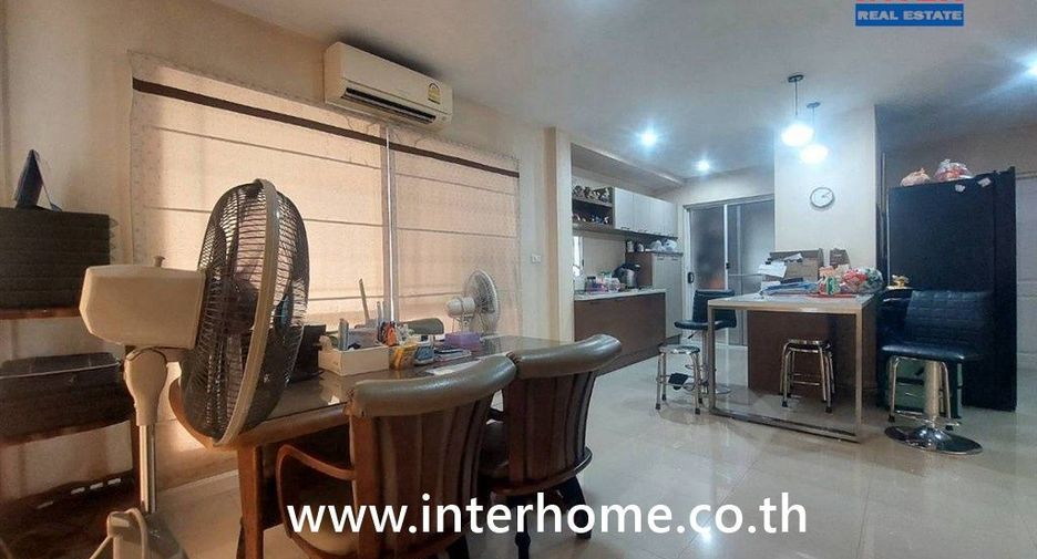 À vendre 3 chambres maison à Prawet, Bangkok