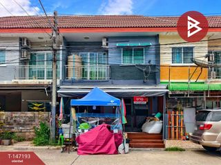 Продажа 3 спальни таунхаус в Krathum Baen, Самутсакхон