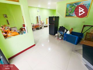 Продажа 3 спальни таунхаус в Krathum Baen, Самутсакхон