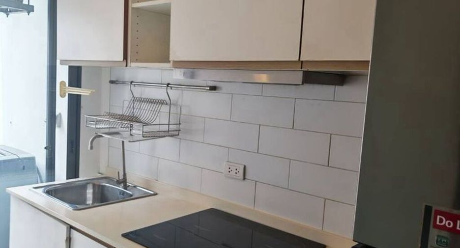 For rent 2 ベッドルーム condo in Khlong Toei, Bangkok