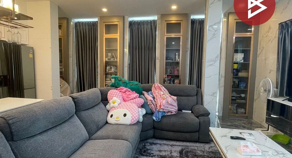 出售 5 卧室 独立屋 在 Mueang Chon Buri, Chon Buri
