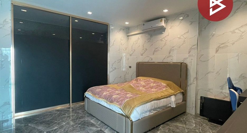 出售 5 卧室 独立屋 在 Mueang Chon Buri, Chon Buri