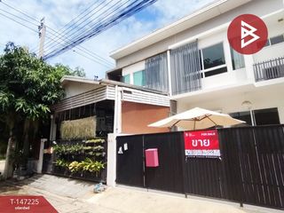 For sale 2 bedrooms townhouse in Phra Samut Chedi, Samut Prakan