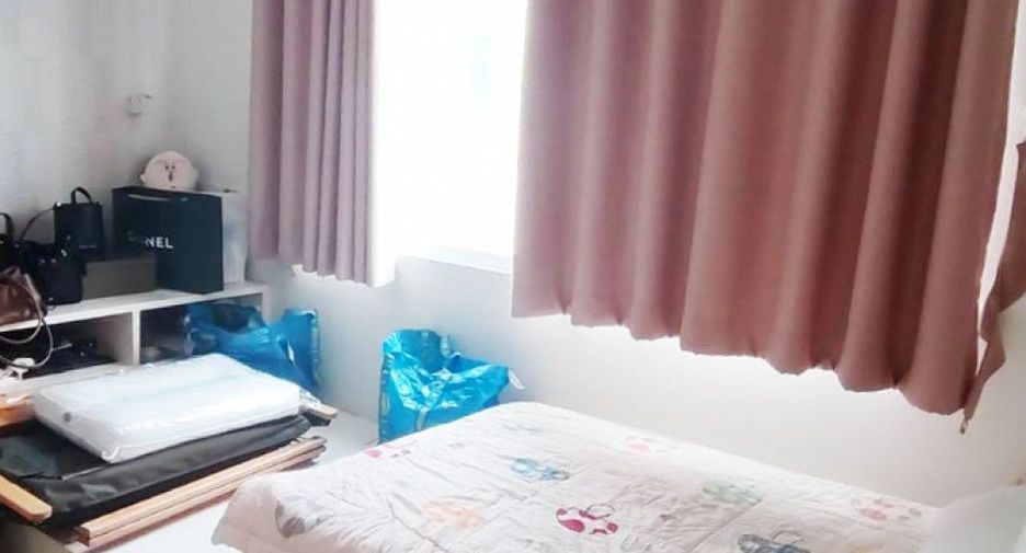 For sale 2 bedrooms townhouse in Phra Samut Chedi, Samut Prakan