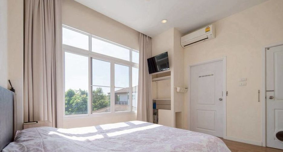 À vendre 5 chambres maison à Si Racha, Chonburi