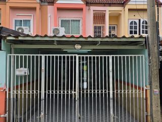 Casa adosada en venta de 2 habitaciones en Mueang Samut Sakhon, Samut Sakhon
