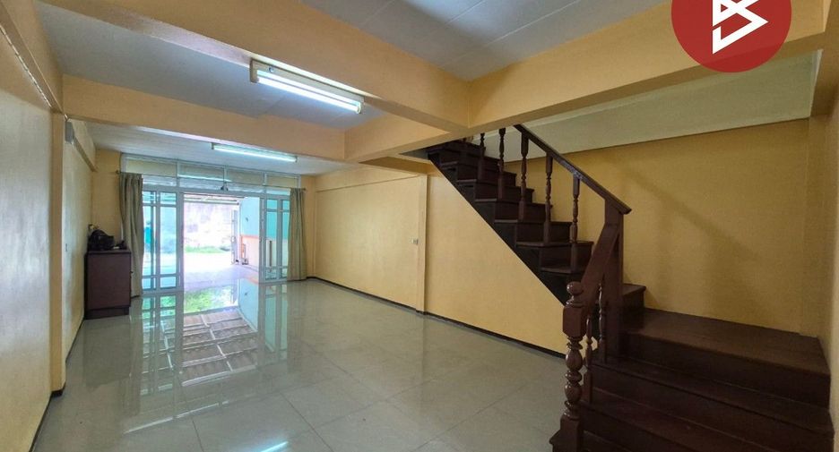 Casa adosada en venta de 2 habitaciones en Mueang Samut Sakhon, Samut Sakhon