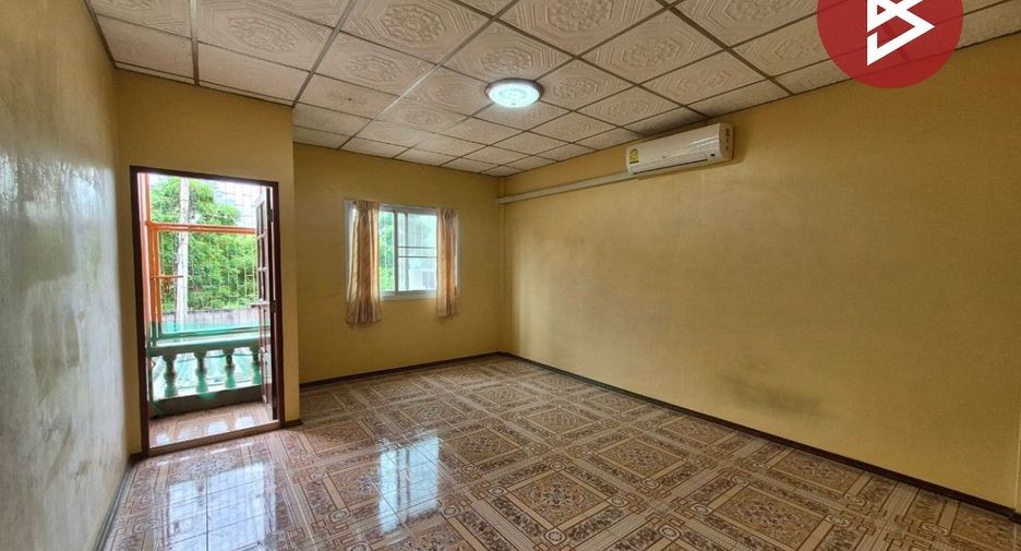 Casa adosada en venta de 2 habitaciones en Mueang Samut Sakhon, Samut Sakhon