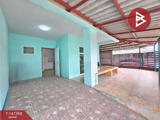 Casa adosada en venta de 3 habitaciones en Mueang Samut Prakan, Samut Prakan
