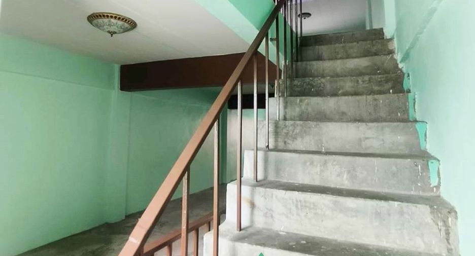 For sale 3 bedrooms retail Space in Bang Bua Thong, Nonthaburi