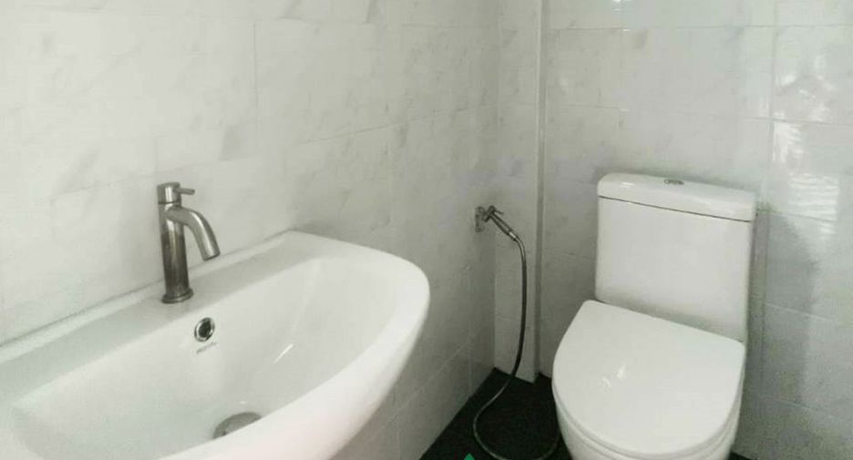 For sale 3 bedrooms retail Space in Bang Bua Thong, Nonthaburi