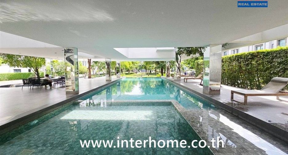 For sale 3 bedrooms townhouse in Khlong Luang, Pathum Thani