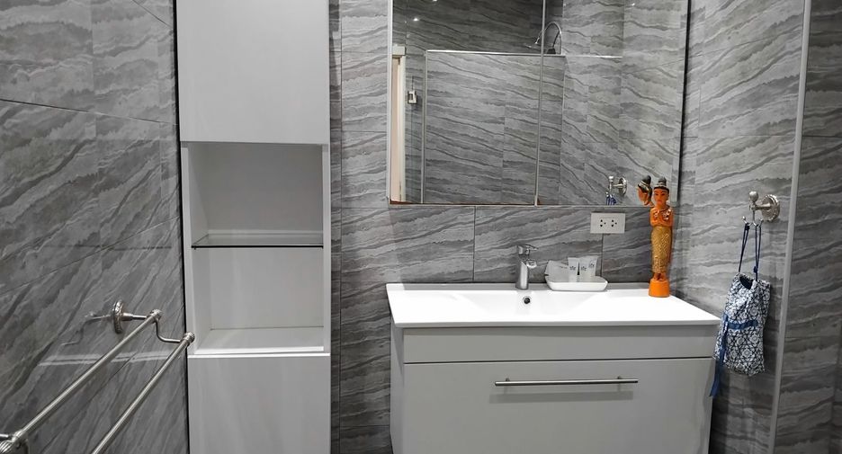 For sale 2 bedrooms condo in Mueang Rayong, Rayong