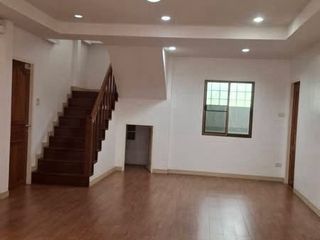 Haus zur Miete mit 4 Zimmer in Si Racha, Chonburi