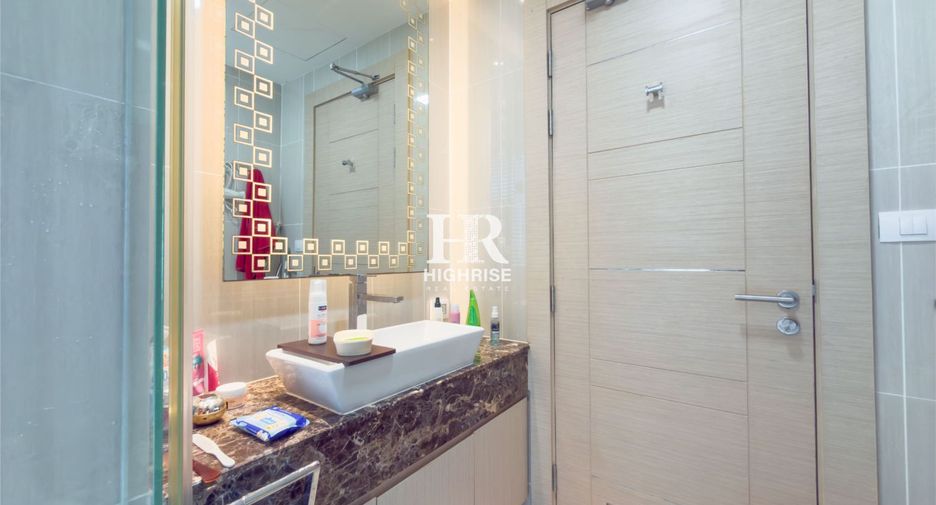 For rent 2 bedrooms condo in Bang Lamung, Chonburi