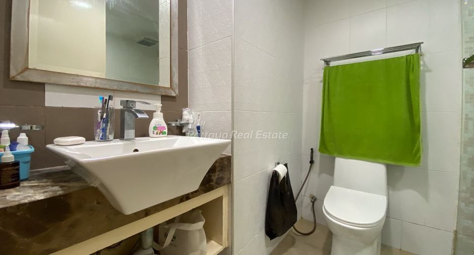 For sale studio condo in Bang Lamung, Chonburi