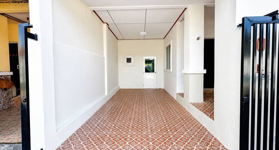 Casa adosada en venta de 3 habitaciones en Thalang, Phuket