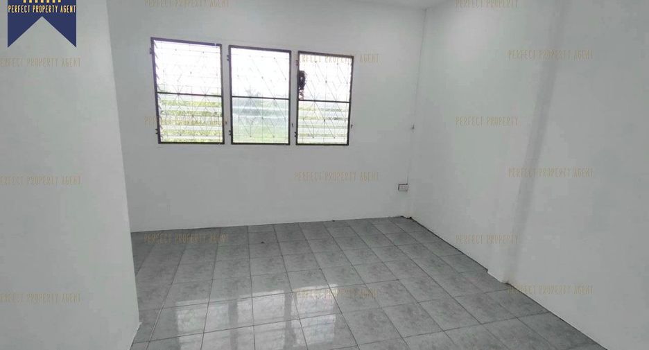 Casa adosada en venta de 2 habitaciones en Lat Krabang, Bangkok