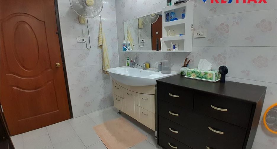 ขาย 4 ห้องนอน บ้านเดี่ยว ใน บางละมุง, ชลบุรี