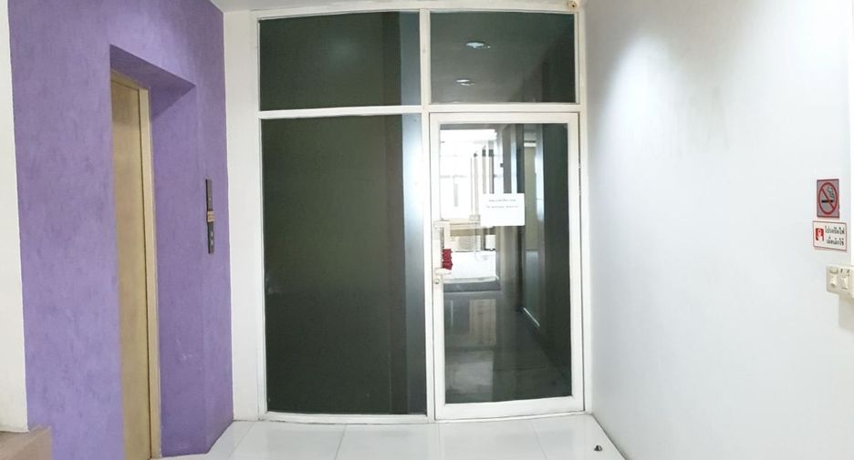 For sale 1 bed office in Huai Khwang, Bangkok