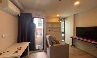 For rent 1 bed condo in Huai Khwang, Bangkok