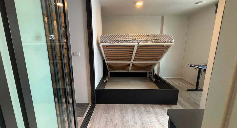 Condo en alquiler de 1 habitaciones en Huai Khwang, Bangkok