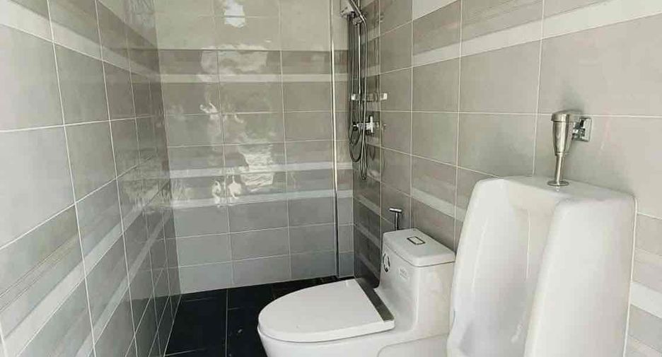 For rent 3 bedrooms villa in Bang Lamung, Chonburi