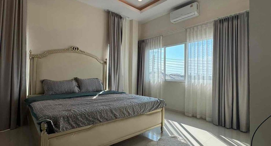 Villa en alquiler de 4 habitaciones en Jomtien, Pattaya