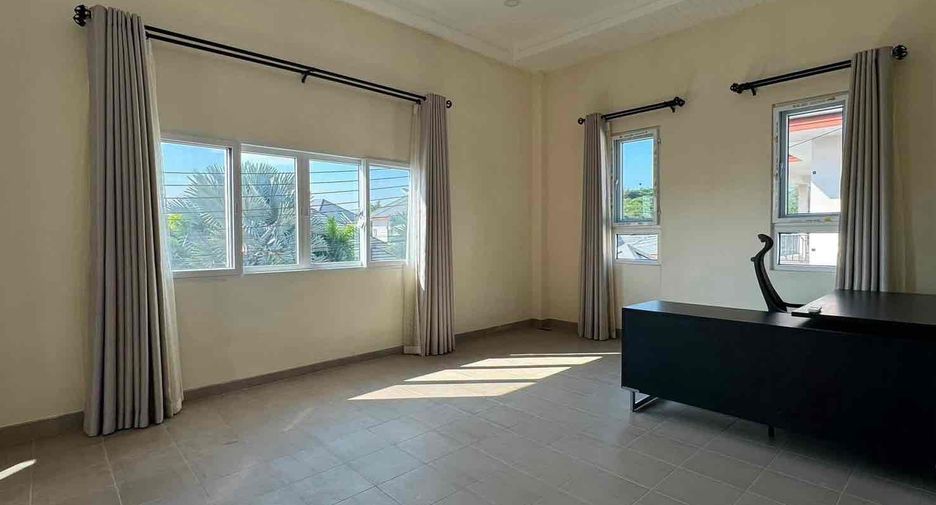 Villa en alquiler de 4 habitaciones en Jomtien, Pattaya