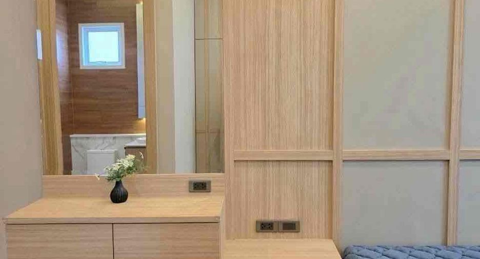 Villa en alquiler de 3 habitaciones en Bang Lamung, Chonburi