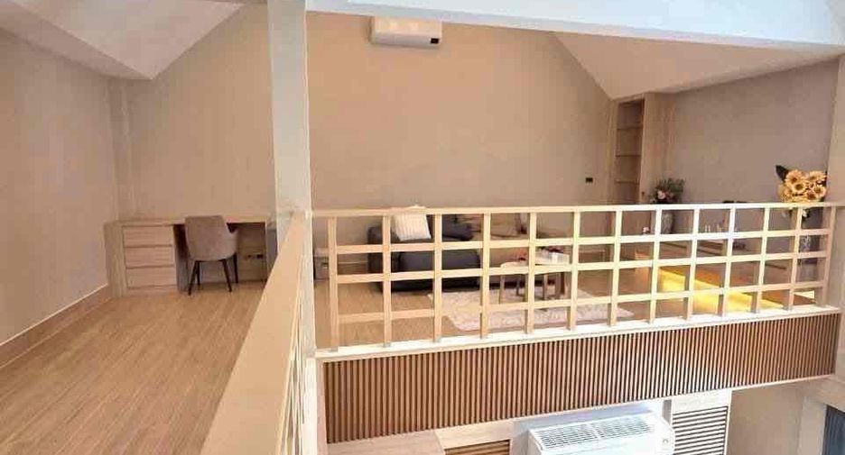 Villa en alquiler de 3 habitaciones en Bang Lamung, Chonburi