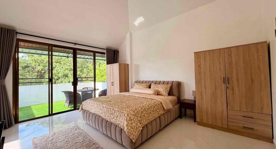 À louer 3 chambres villa à Mueang Chon Buri, Chonburi