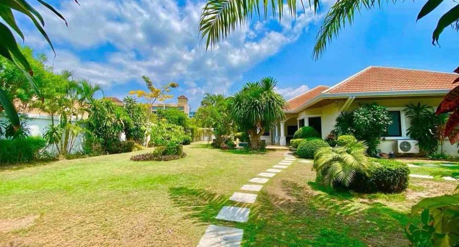 Villa en alquiler de 3 habitaciones en Jomtien, Pattaya
