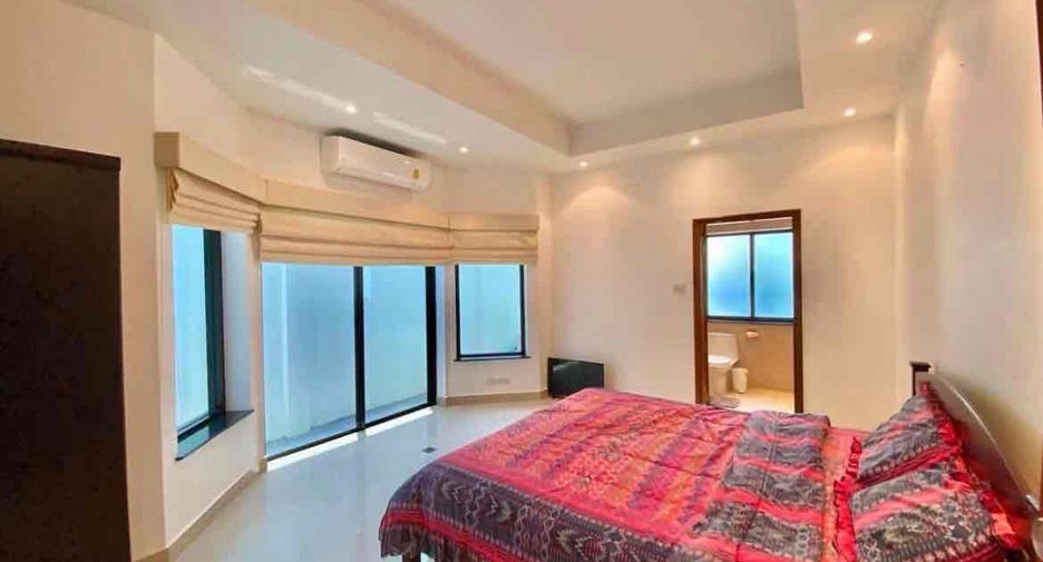 Villa en alquiler de 3 habitaciones en Jomtien, Pattaya