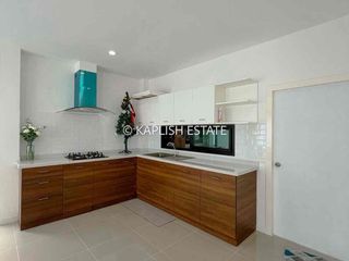 Villa en alquiler de 8 habitaciones en Bang Lamung, Chonburi