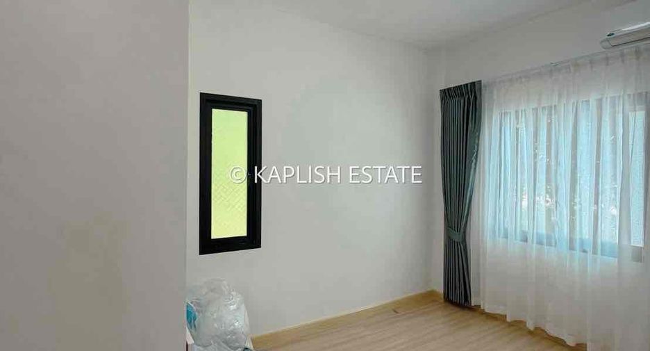 For rent 8 bedrooms villa in Huay Yai, Pattaya