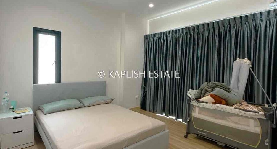 For rent 8 bedrooms villa in Huay Yai, Pattaya