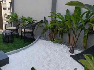 Villa en alquiler y en venta de 5 habitaciones en Bang Lamung, Chonburi