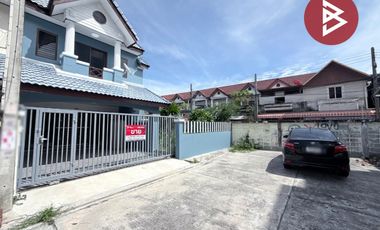 Продажа 3 спальни таунхаус в Mueang Chon Buri, Чонбури