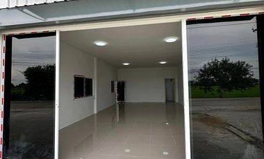 Almacén en alquiler y en venta de 1 habitaciones en Sai Noi, Nonthaburi