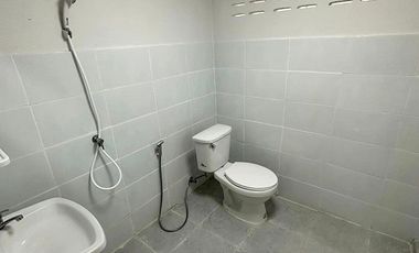 Almacén en alquiler y en venta de 1 habitaciones en Sai Noi, Nonthaburi
