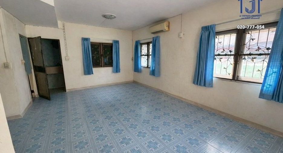 For sale 3 ベッドルーム townhouse in Mueang Samut Prakan, Samut Prakan