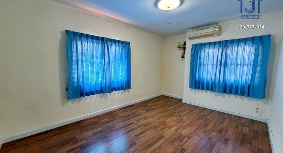 For sale 3 ベッドルーム townhouse in Mueang Samut Prakan, Samut Prakan