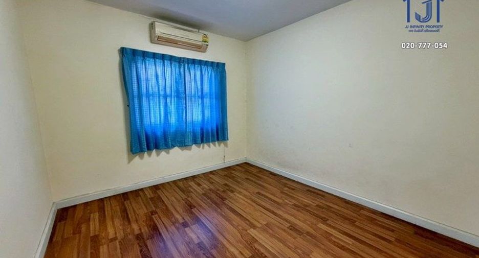 For sale 3 ベッドルーム townhouse in Mueang Samut Prakan, Samut Prakan